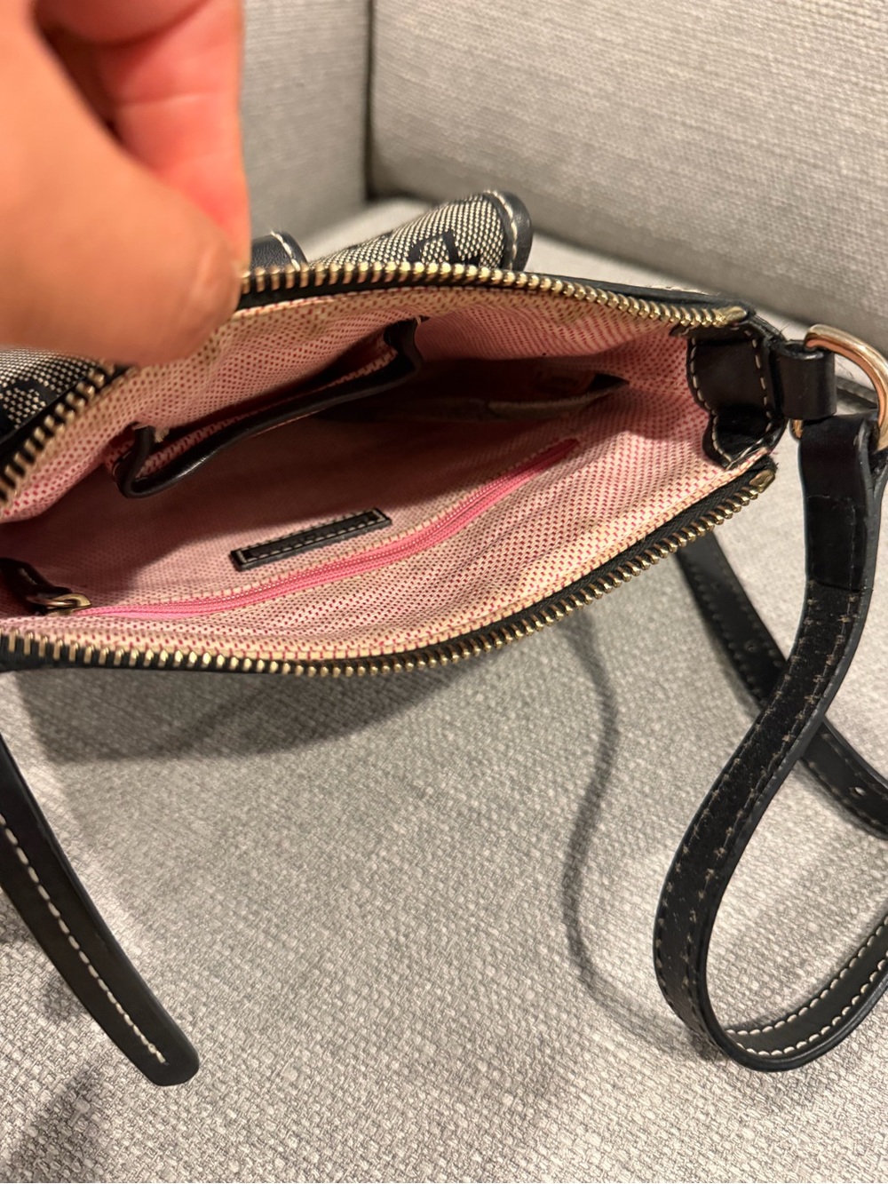 Dooney & Bourke Beige and Black Monogram Crossbody - Picture 4 of 9